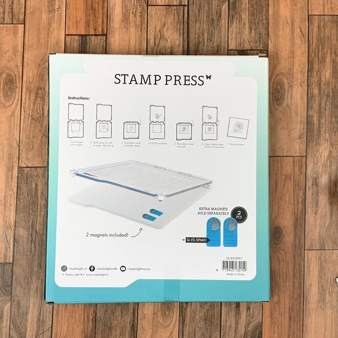 Studio light | Stamp press - Essentials collection