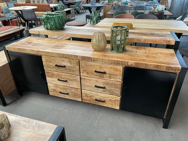 Dressoir Bas 210 Dressoir Bas 210