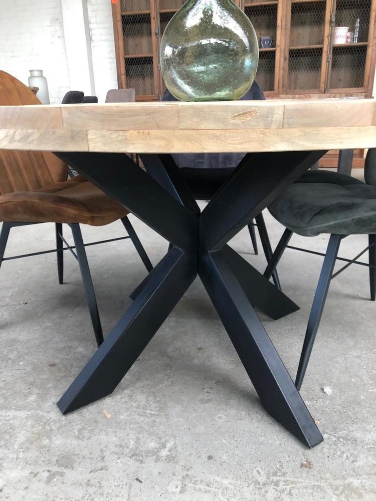 Ronde eettafel 130 mangohout Vigo Ronde eettafel 130 mangohout Vigo