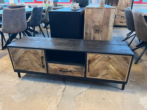 TV meubel visgraat 140