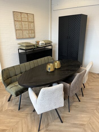 Ovale eettafel visgraat zwart mangohout