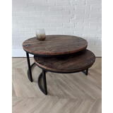 Salontafel set van 2 rond - oud hout Salontafel set van 2 rond - oud hout