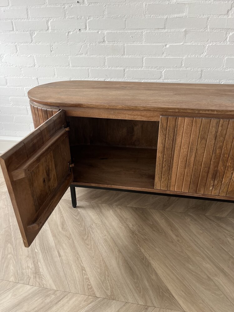 TV Meubel Pedrera 210 cm mangohout ribbel retro TV Meubel Pedrera 210 cm mangohout ribbel retro