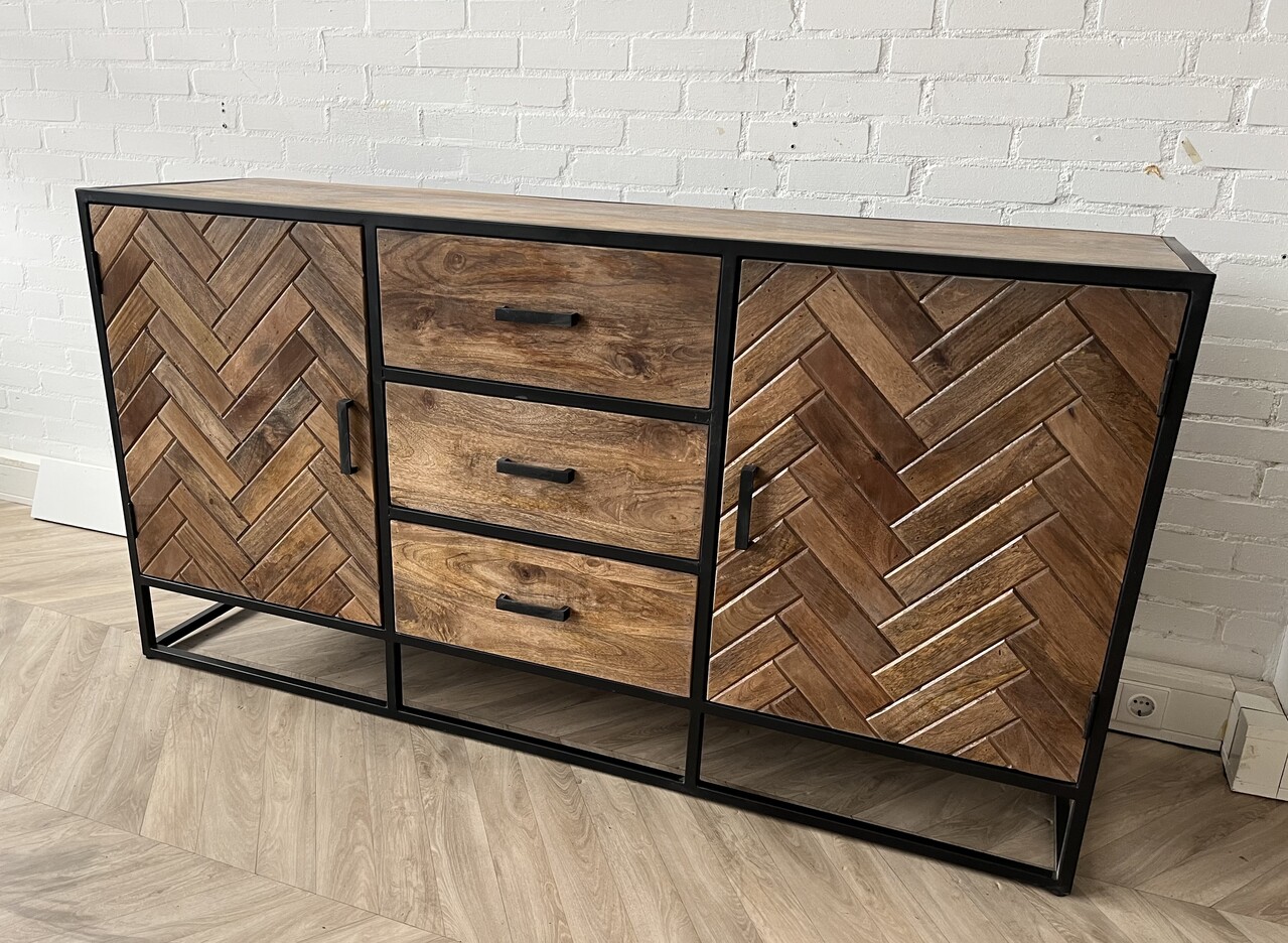 Dressoir  mangohout visgraat frame zwart metaal