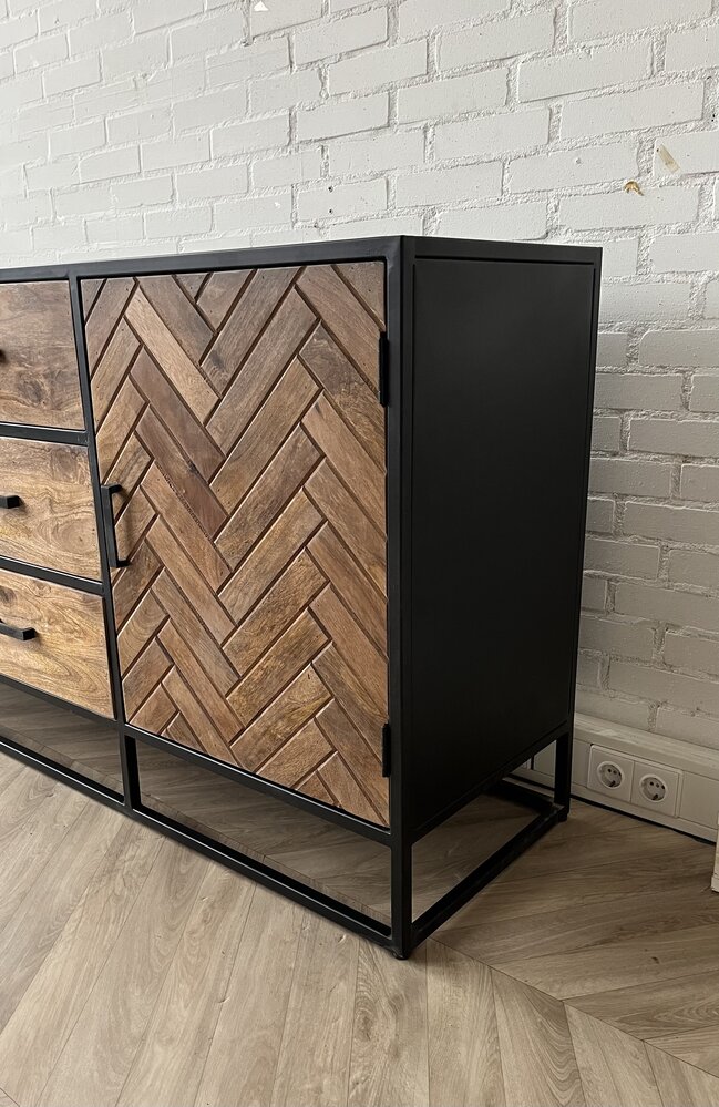 Dressoir  mangohout visgraat frame zwart metaal