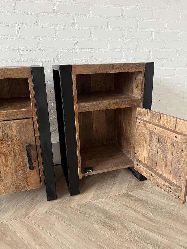 Nachtkastjes set van 2 - natural + deur L + R Nachtkastjes set van 2 - natural + deur L + R