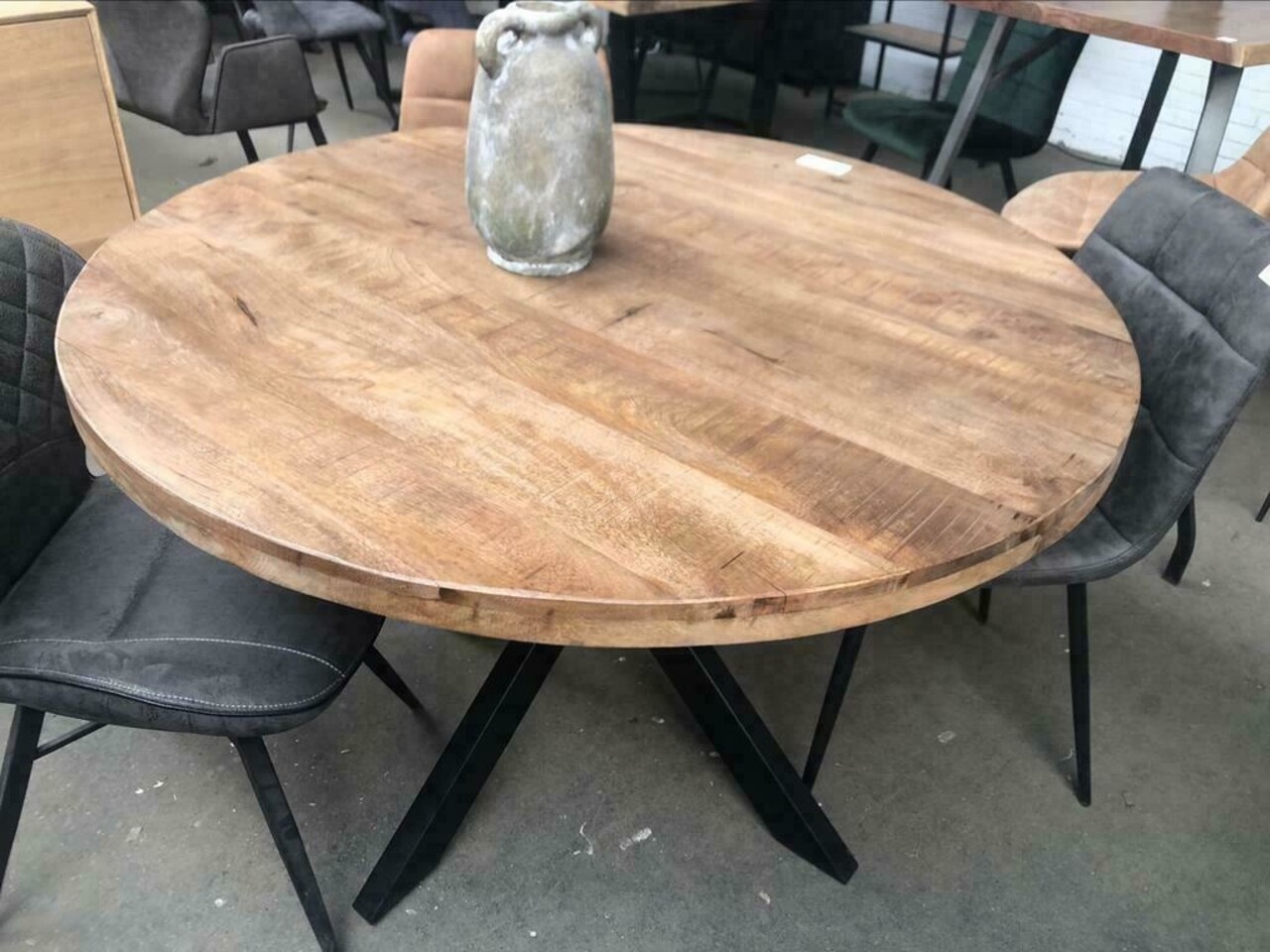 Ronde eettafel 110 mangohout moreno