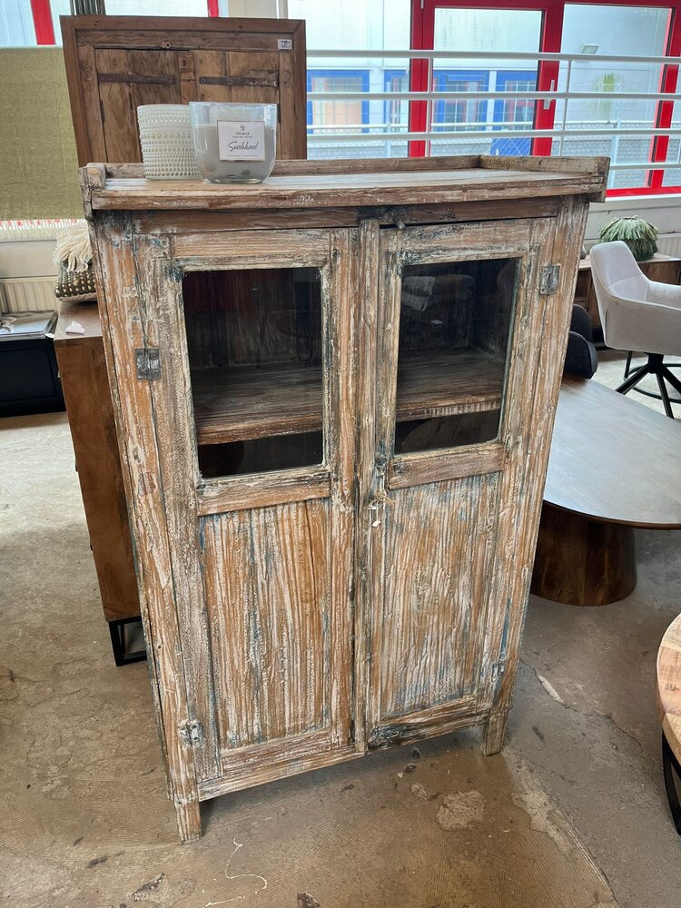 Kastje oud hout Ibiza Kastje oud hout Ibiza