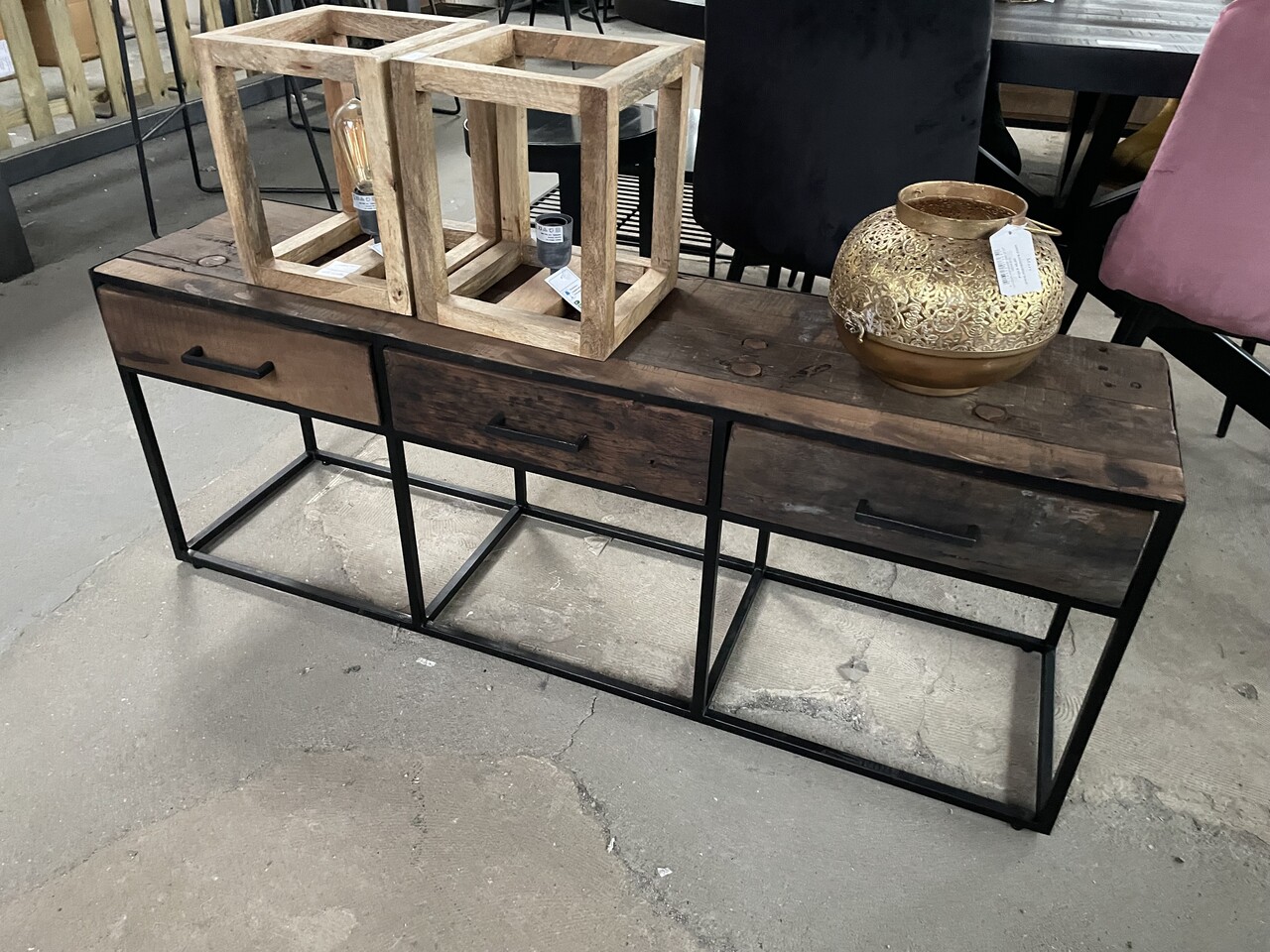 TV-meubel Float180 cm TV-meubel Float180 cm