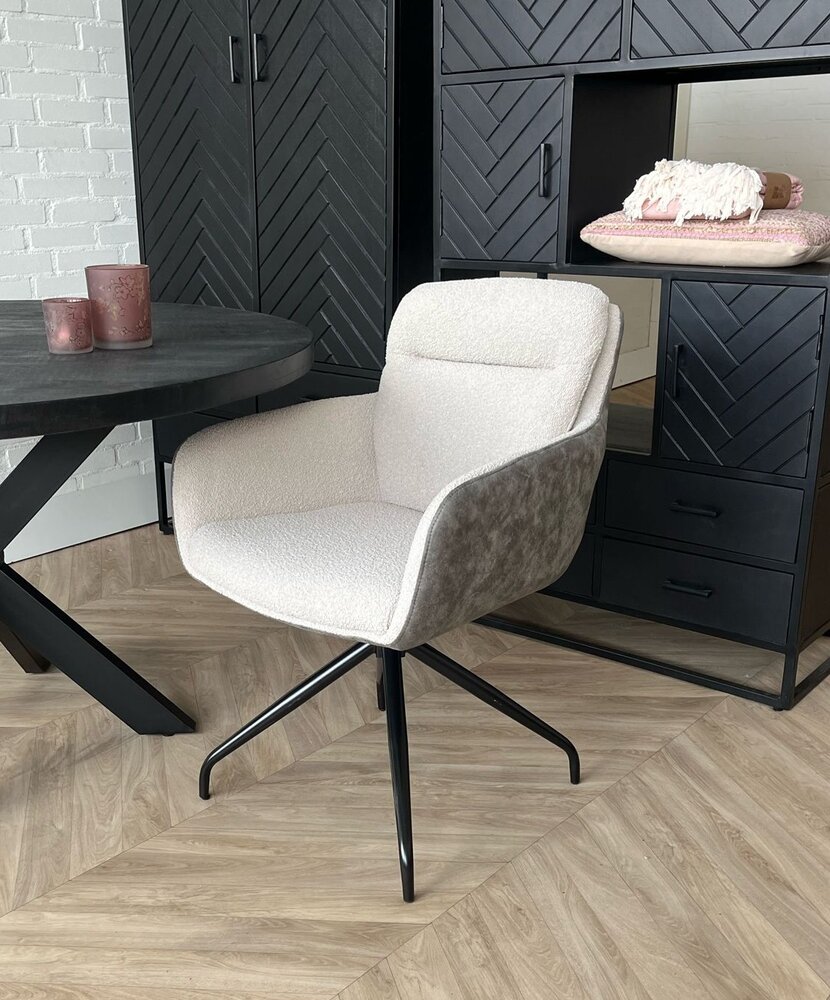 Le Chair Eetkamerstoel Senn - 2 kleuren - draaibaar Le Chair Eetkamerstoel Senn - 2 kleuren - draaibaar