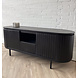 TV meubel Pedrera 140 zwart manghout ribbel - Leverbaar medio juni TV meubel Pedrera 140 zwart manghout ribbel - Leverbaar medio juni