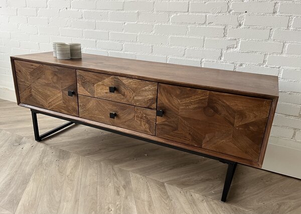 TV meubel Calpe 140 cm mangohout visgraat