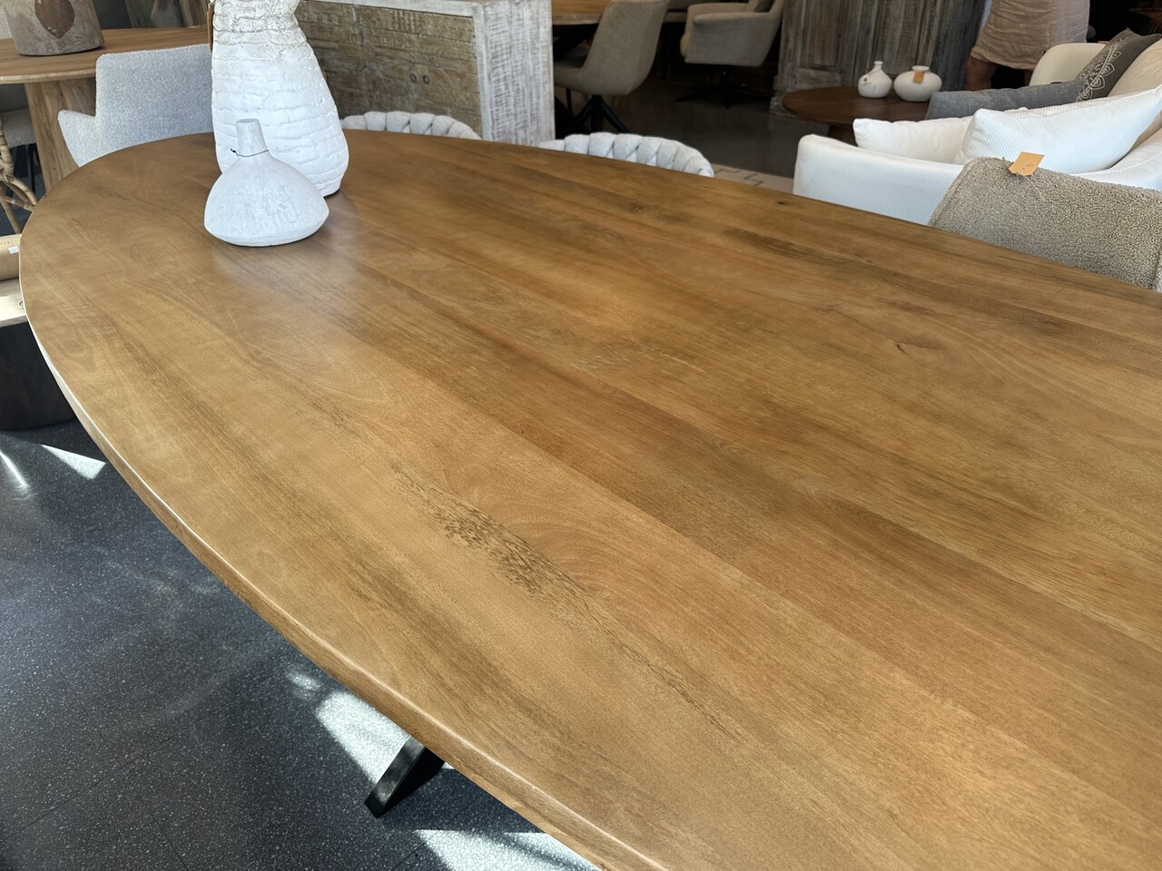 Eettafel Denia ovaal 260 t/m 300cm Eettafel Denia ovaal 260 t/m 300cm