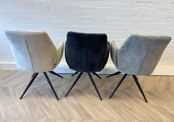 Eetkamerstoel Pascal - draaibaar - 3 kleuren Eetkamerstoel Pascal - draaibaar - 3 kleuren