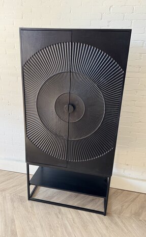 Kast Altea carved  mangohout bruin of zwart Kast Altea carved  mangohout bruin of zwart