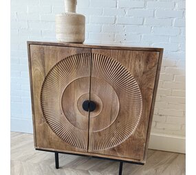 Dressoir Altea carved 80 cm mangohout moreno - Leverbaar januari ‘26 Dressoir Altea carved 80 cm mangohout moreno - Leverbaar januari ‘26