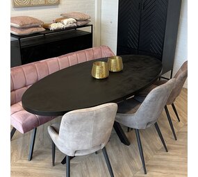 Eettafel ovaal zwart mangohout Preto - 4 afmetingen Eettafel ovaal zwart mangohout Preto - 4 afmetingen