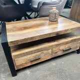 Salontafel met 2 lades mangohout naturel Britt Salontafel met 2 lades mangohout naturel Britt