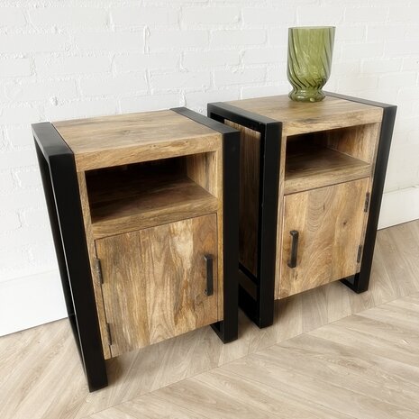 Nachtkastjes set van 2 - natural + deur L + R Nachtkastjes set van 2 - natural + deur L + R