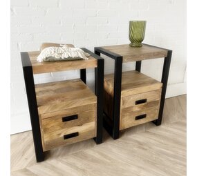 Nachtkastje Britt - set van 2 mangohout - Leverbaar begin maart Nachtkastje Britt - set van 2 mangohout - Leverbaar begin maart