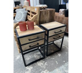 Nachtkastje Dallas - set van 2 mangohout metaal zwart Nachtkastje Dallas - set van 2 mangohout metaal zwart
