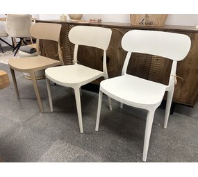 Eetkamerstoel kunststof stapelbaar - 3 kleuren