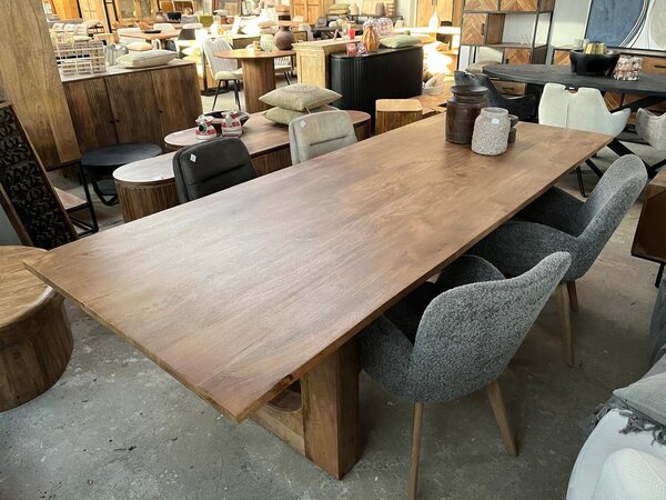 Eettafel Malaga 260 cm Eettafel Malaga 260 cm