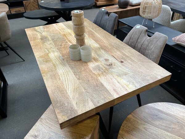 Eettafel recht mangohout 140x80 cm - Leverbaar eind maart