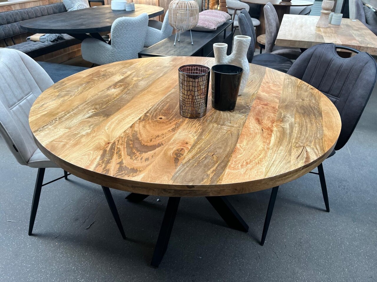 Eettafel Malaga mangohout 120 en 130 cm