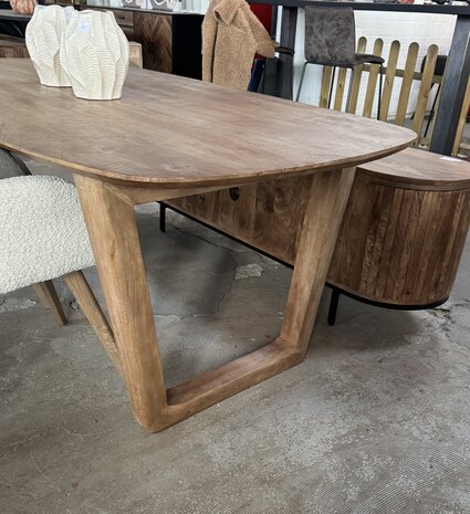 Livingfurn Eettafel Deens Ovaal | Bruin Mangohout | 200 en 270 cm
