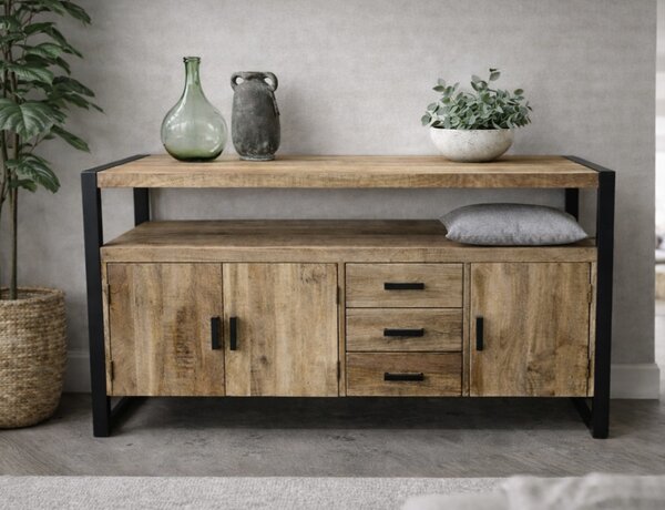 Dressoir New York 170 cm mangohout - Leverbaar begin sept. Dressoir New York 170 cm mangohout - Leverbaar begin sept.