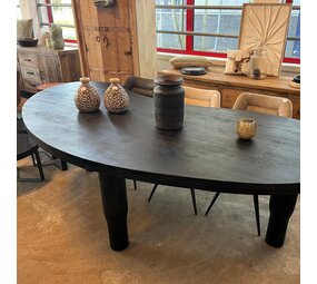 Eettafel zwart organisch 240cm