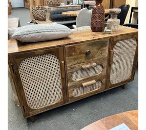 Livingfurn Dressoir June / Ibiza mangohout rotan Livingfurn Dressoir June / Ibiza mangohout rotan