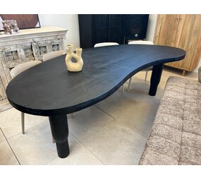 Eettafel zwart organisch 240cm