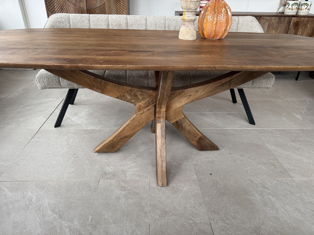 Deens Ovale Eettafel Murcia – Houten poot – 160 t/m 240 cm Deens Ovale Eettafel Murcia – Houten poot – 160 t/m 240 cm