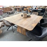 Eettafel vierkant 140cm