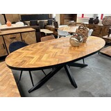 Livingfurn Eettafel Accent Ovaal | Visgraat Teakhout 210 cm