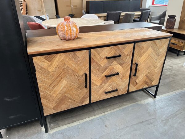 Dressoir teak visgraat accent