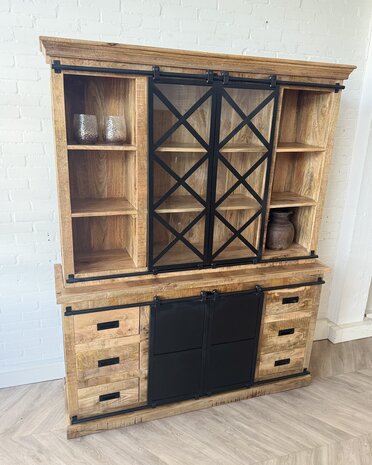 Kast Bilbao/ Lotte 200 cm mangohout + metaal zwart Kast Bilbao/ Lotte 200 cm mangohout + metaal zwart