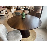 Eettafel rond 130 cm | walnoot | conische poot Eettafel rond 130 cm | walnoot | conische poot