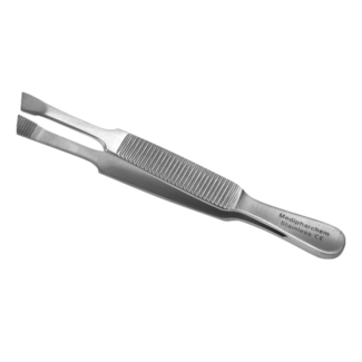 Medipharchem Bergh epilation tweezers slanted jaw (5mm.)