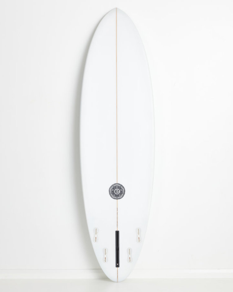 Elemnt Wildcat - 4 fin FCSII + 1 CF box - Clear