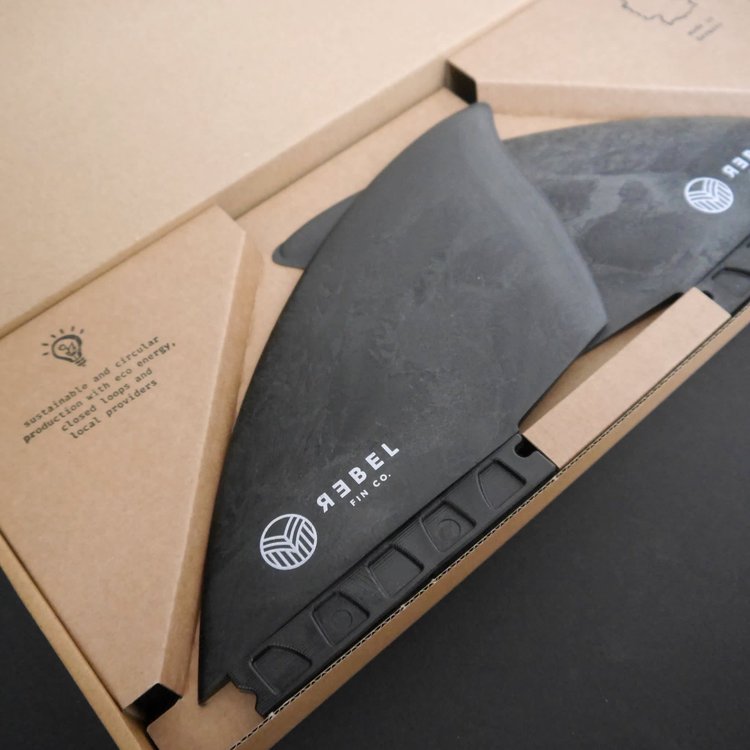 Rebel Fin Co. Twin Fins - Recycled carbon