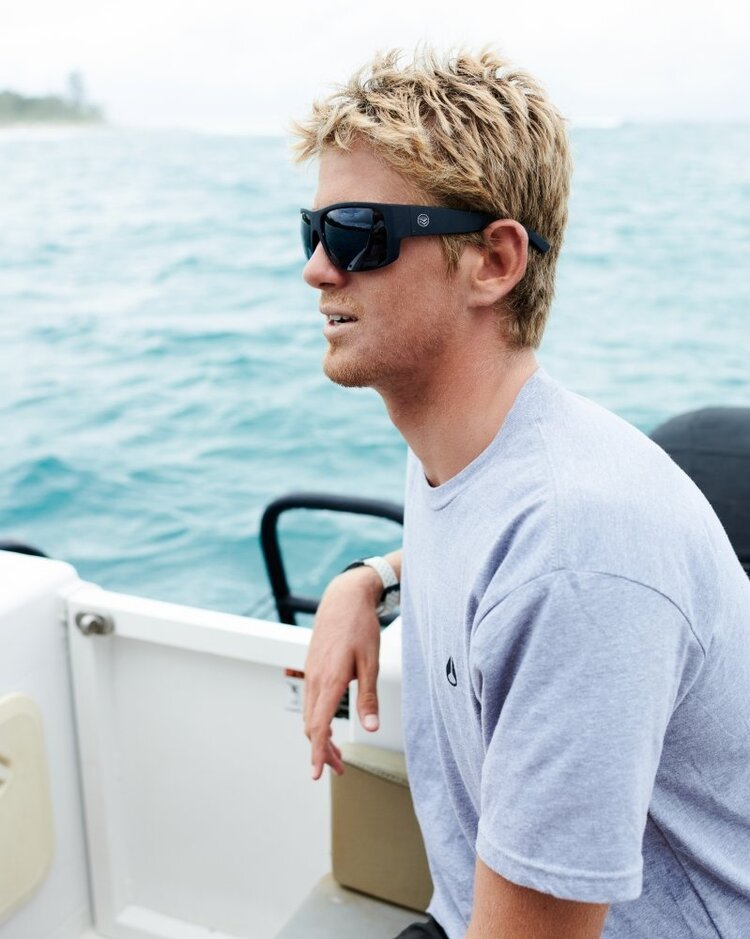 I-Sea Captain - Black/Smoke