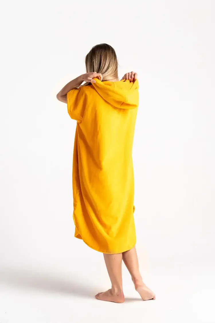 Robie Original Changing Robe - Surf Poncho - Saffron - Medium
