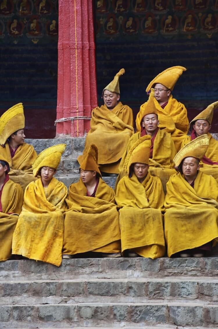 Gestalten Voyages - Sidetracked Beyond