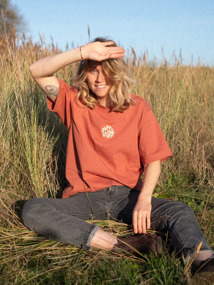 Surfvillage Embroided Circle Tee - Terra