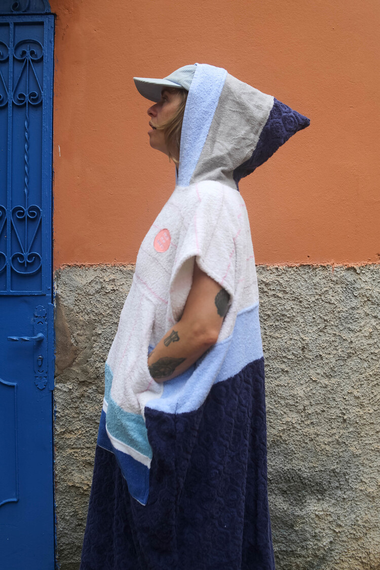 Pray For Waves Friendly Poncho Jazz