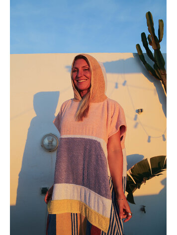 Pray For Waves Friendly Poncho Gouadeloupe