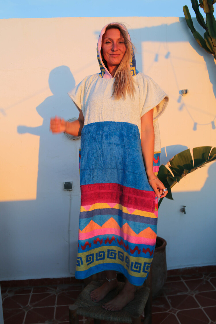 Pray For Waves Friendly Poncho Santa Cruz